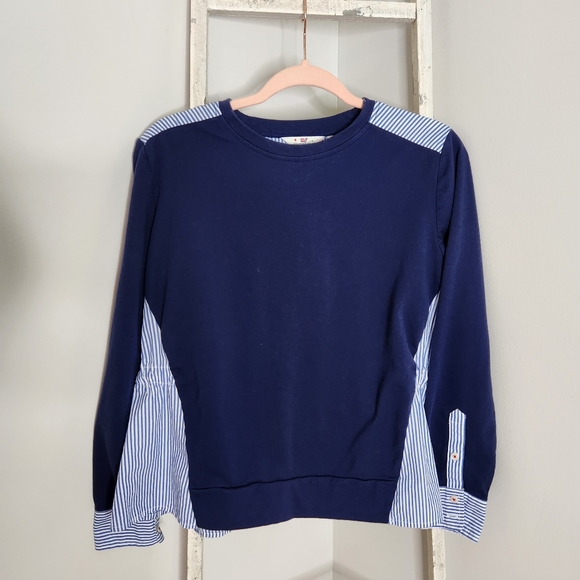 Vineyard Vines Tops - Vineyard Vines Medium NWOT mixed medium tie back blue white top